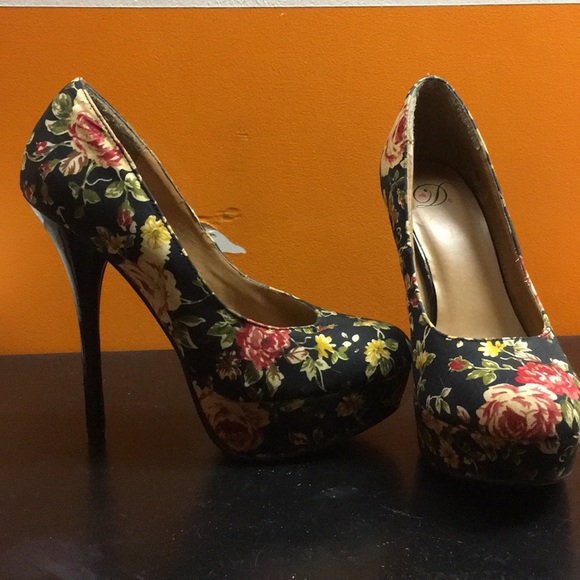 floral pattern high heels